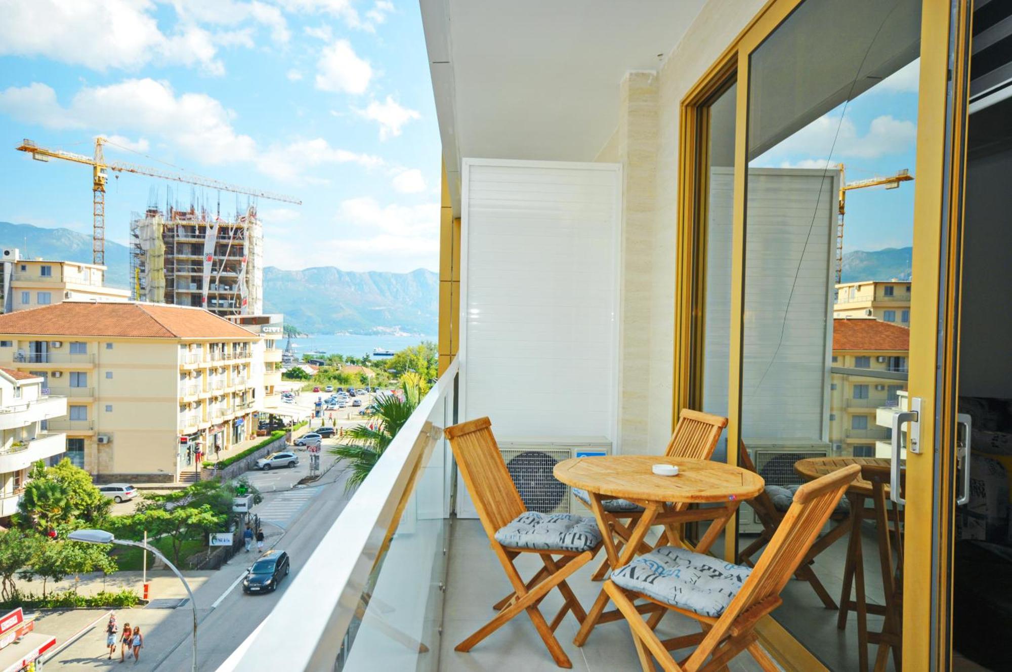 Orange Lux Budva